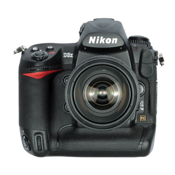 Nikon D3x Front